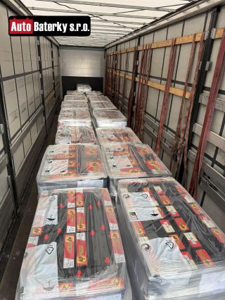 🚛🔋 Ďalší plný kamión batérií značky BANNER dorazil! Opäť naskladňujeme a pripravujeme sa na chladnejšie dni, aby ste mali...