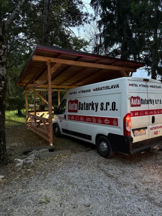 ✨ Na našej pobočke v Nitre máme hotovo! Prístrešok, ktorý sme budovali pre lepšie zvládnutie montážnych prác počas...